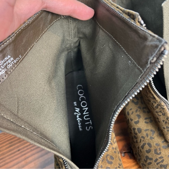 Coconuts by Matisse Clarissa Buckle Zipper Heeled Boots Leopard Size 8.5M Brown - Picture 10 of 10